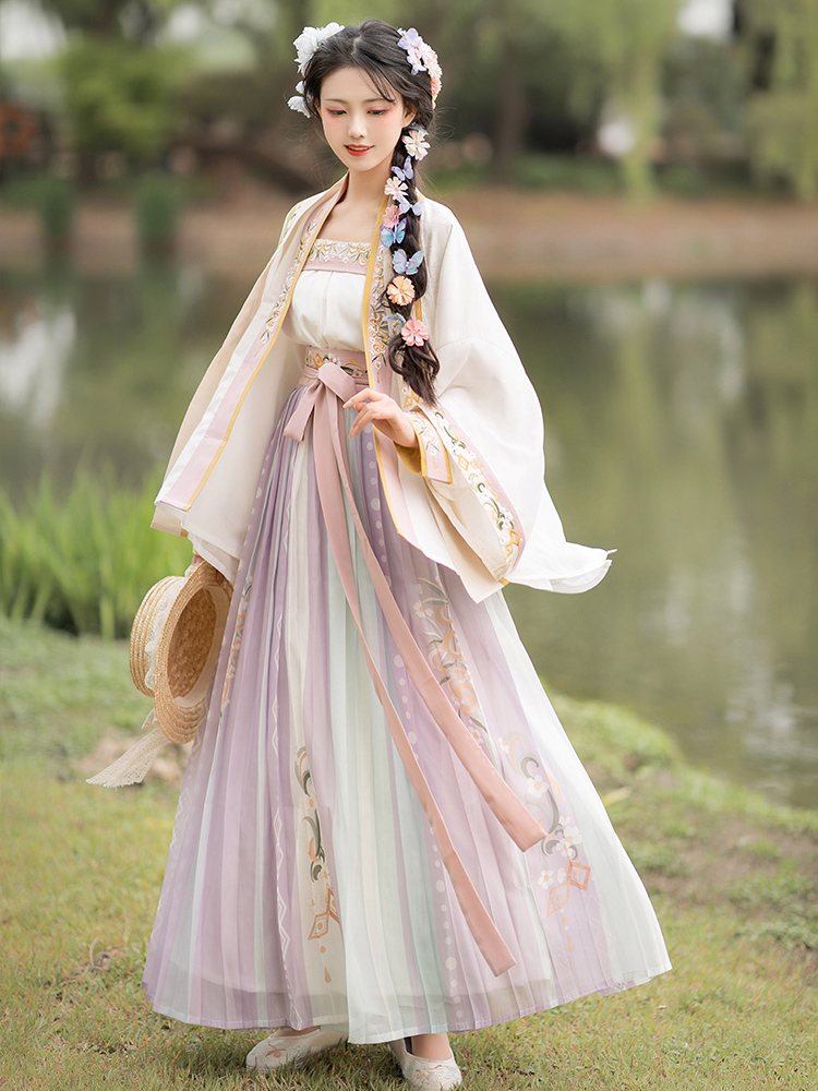 Song Hanfu Women's Four-piece Suit