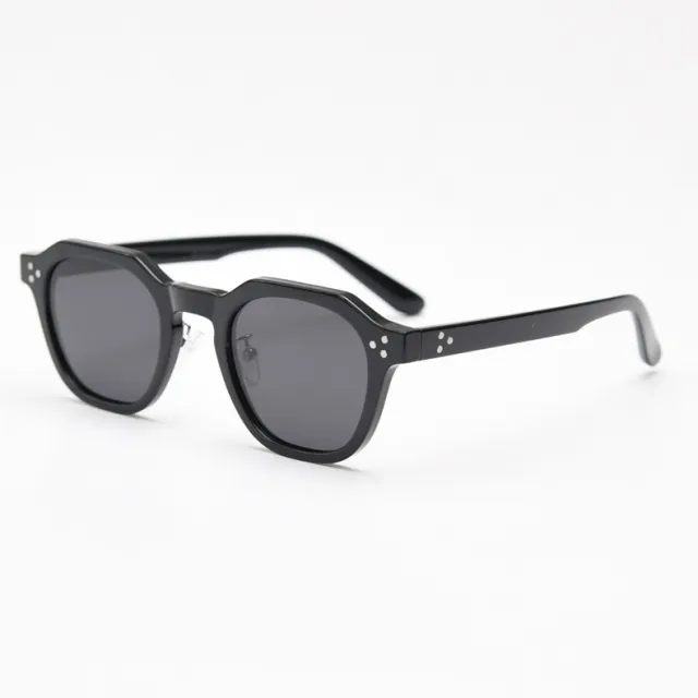 Small Group TR90 Polarized Sunglasses Street Shot Retro C1F - Shop at LoveMi