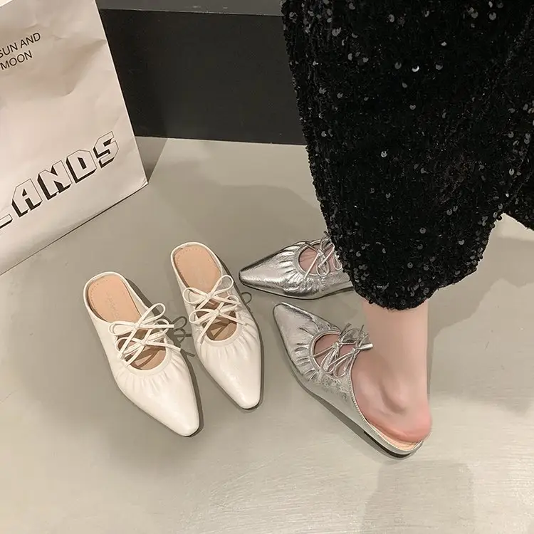 Women's Bow Wrinkled Closed Toe Mule Slippers