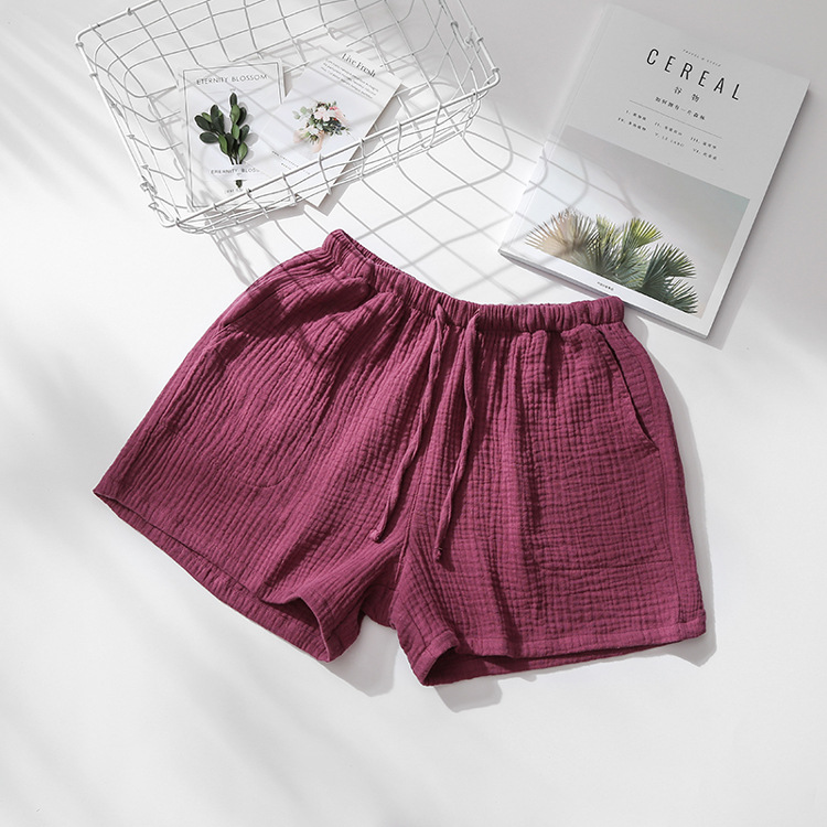 Womens burgundy crepe shorts