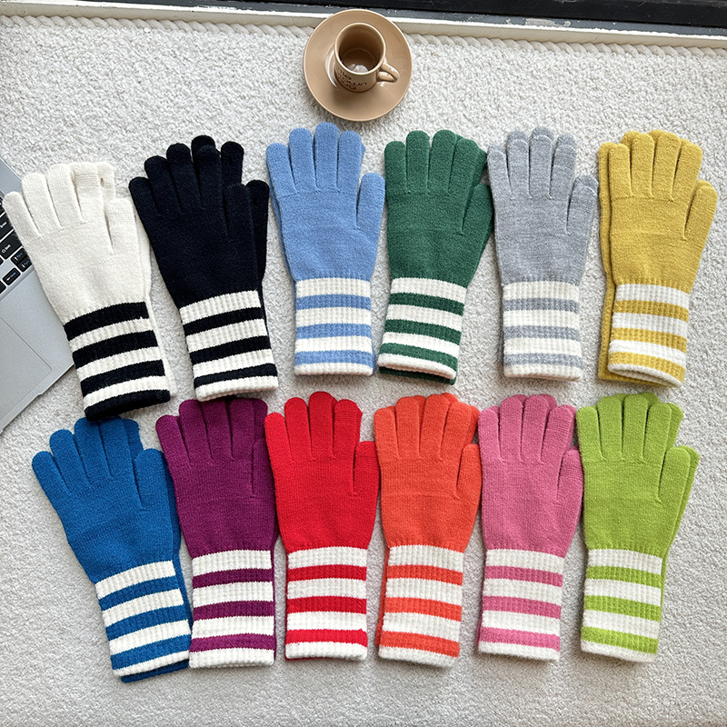 Title 5, Fashionable Warm Five-finger Gloves For Women