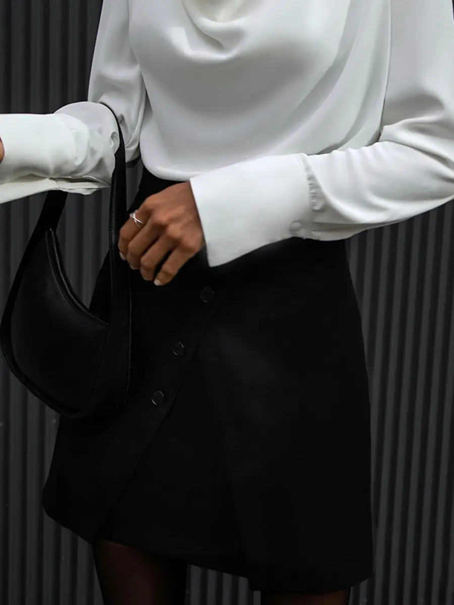 Temperament Commuter High Waist Short Skirt Girl