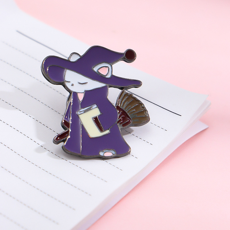 Title 3, Magician Cartoon Cute Dripping Alloy Kitty Brooch