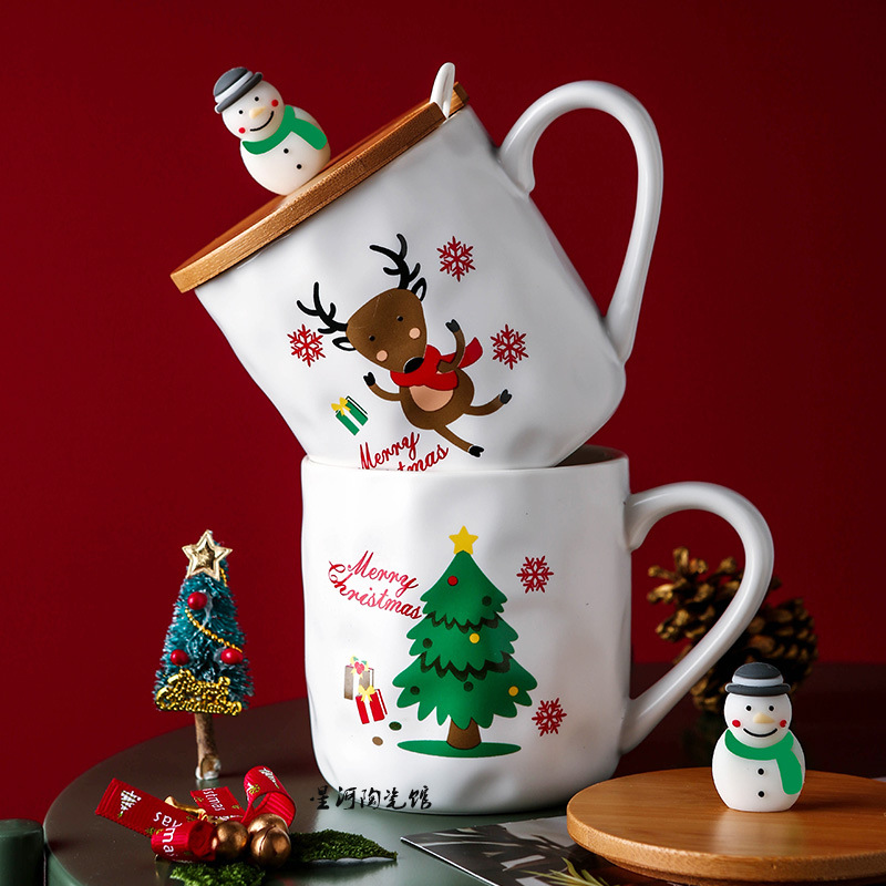 Ceramic Mug With Wooden Lid And Spoon