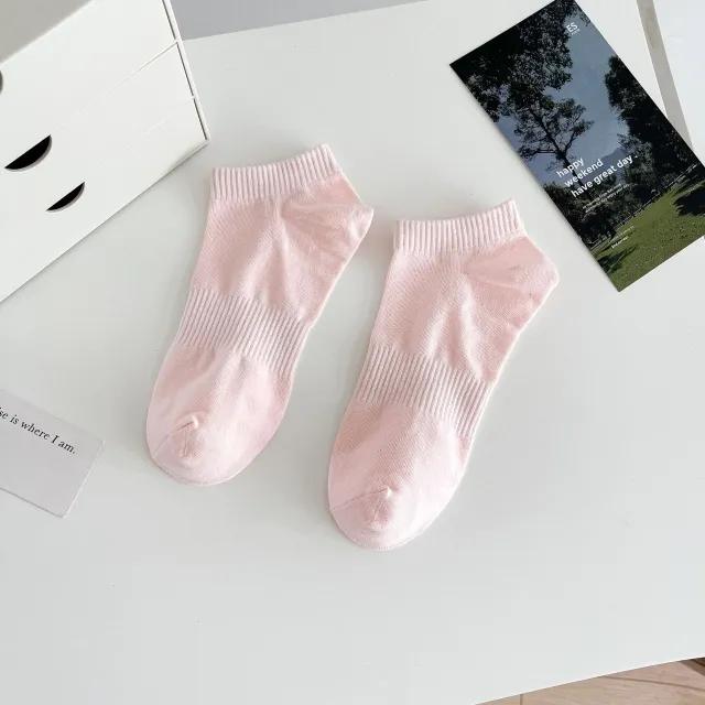 Thin And Shallow Cut Boat Socks With Silicone For Casual Breathability Light Pink - Shop at LoveMi