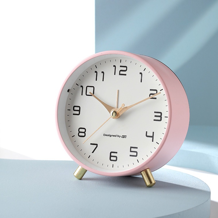 Title 4, Household Simple Fashion Personality Clock