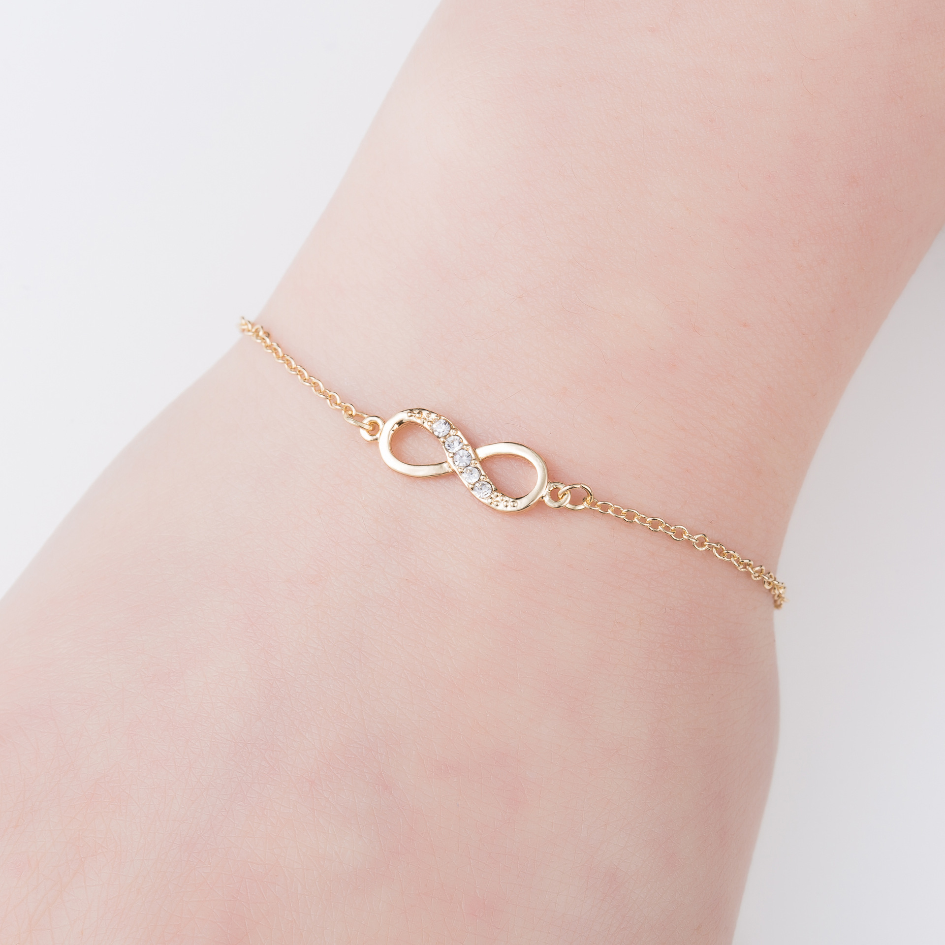 Fashion Lady's 8-character Bracelet With Diamonds