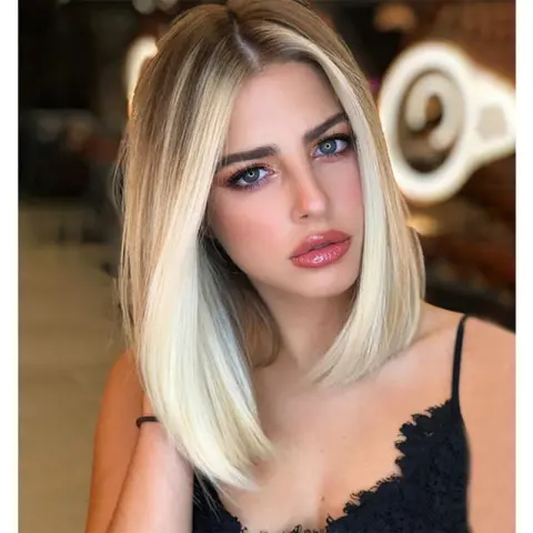 Women's Wigs with Medium Split Short Bob Gradient