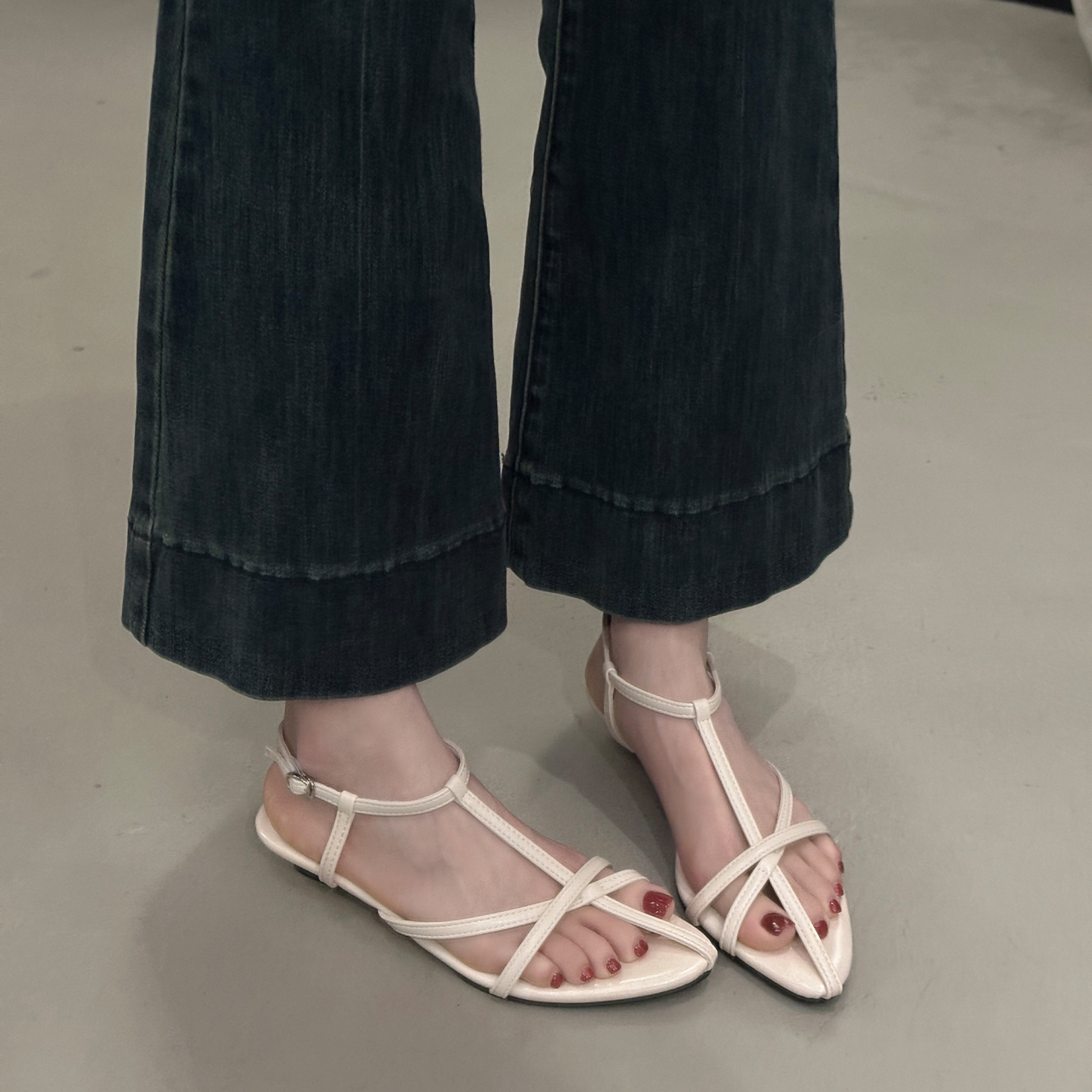 Women French Minimalist Crisscross Thin Strap Flat Sandals, Pointed Toe Adjustable Buckle Ankle Wrap Strappy Backless Slip On Casual Daily Summer Mule Slippers — view 2