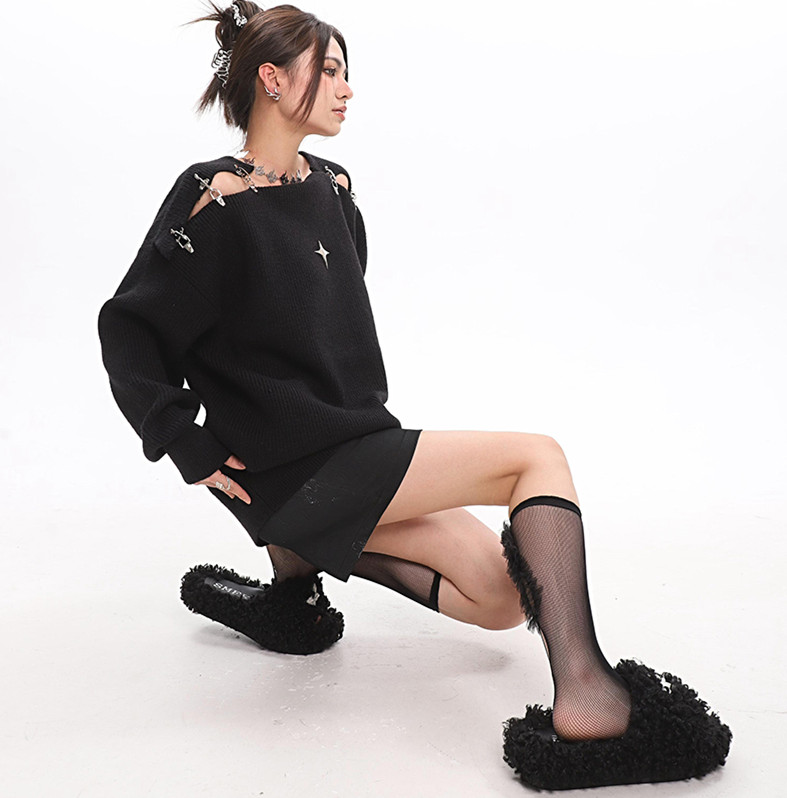 Metal Buckle Hollow Off Shoulder Knitted Long Sleeve