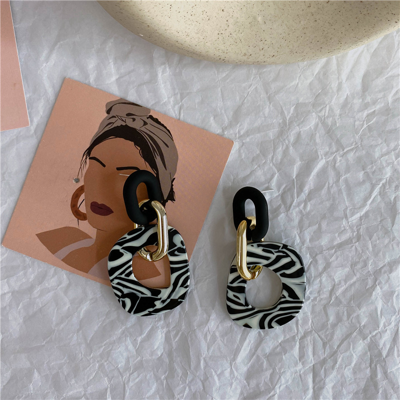 European And American Atmospheric Silver Needle Hypoallergenic Exaggerated Earrings