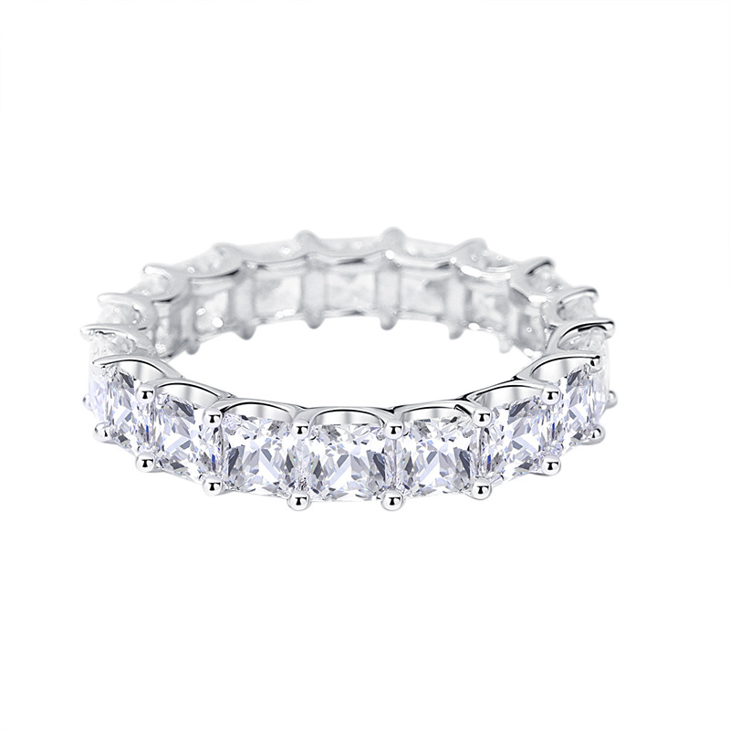 Women's Fashionable And Versatile Square Row Diamond Ring