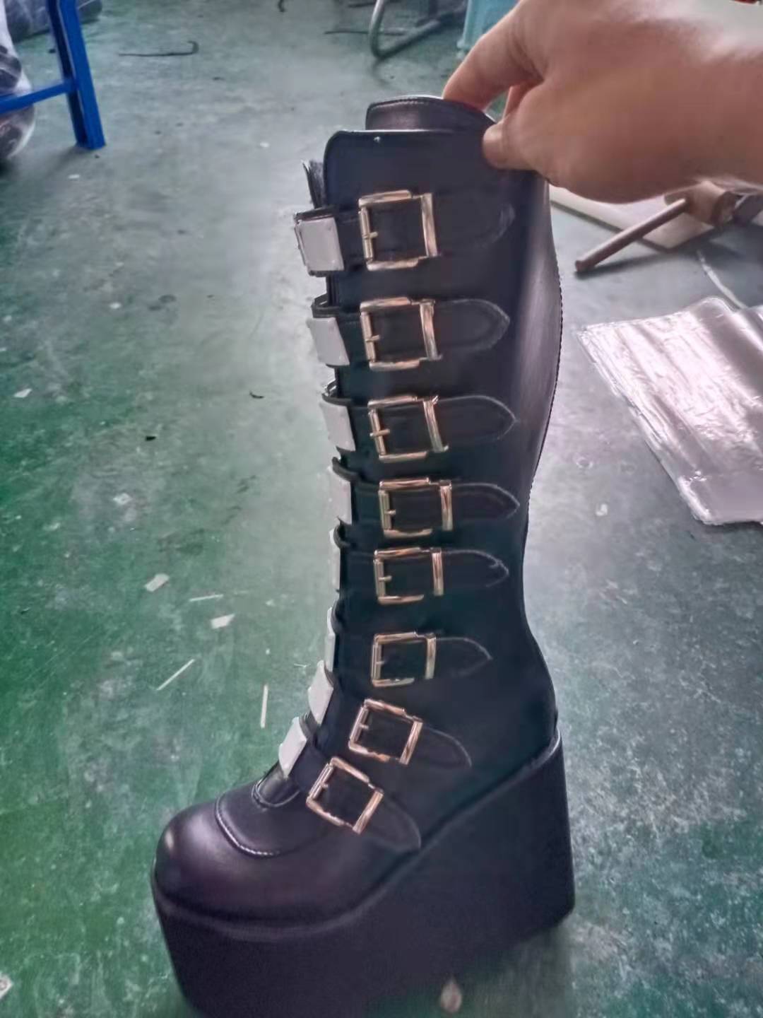 Title 15, Botas de mujer de talla grande con tacón alto y...