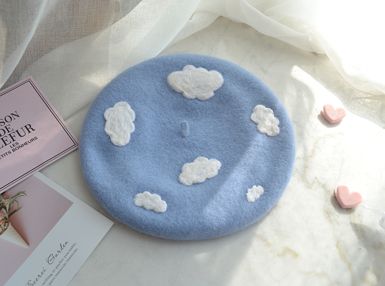 Title 4, Handmade wool felt cloud beret