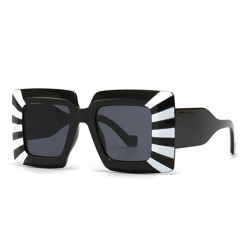 Title 8, Wide Leg Flat Top Sun Female Sunglasses