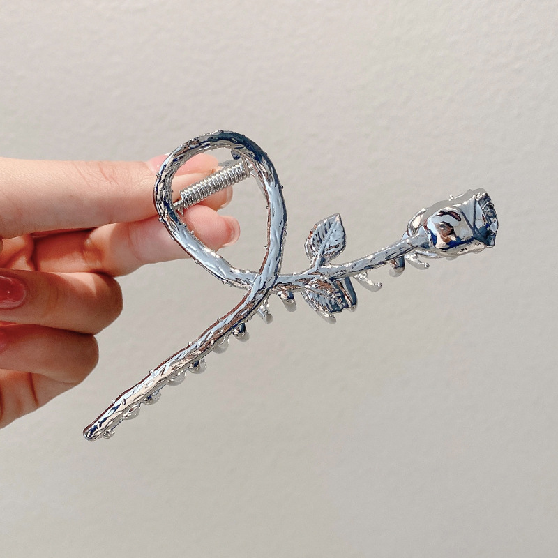 Korean Version Of Roses Oversized Catch Clip Metal