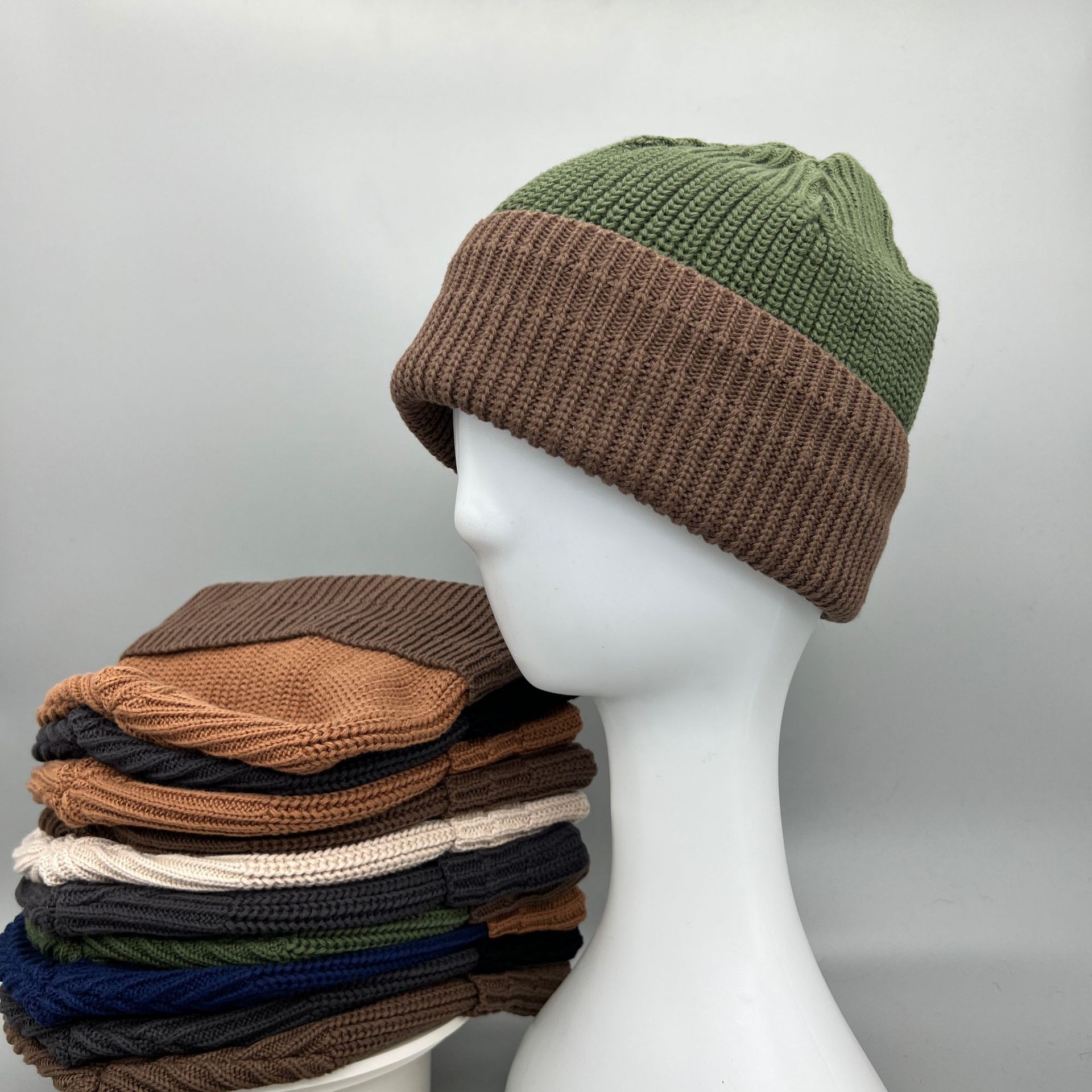 Title 6, Color Blocked Knitted Hat Vintage Fashion