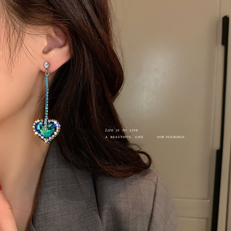 Silver Pin Exaggerated Green Love Earrings Temperament With Diamonds