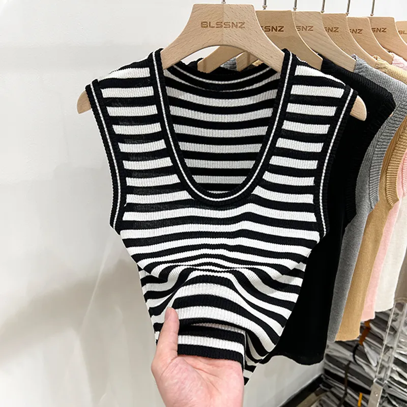 Women's U-neck Knitted Vest Sleeveless Ice Silk Top - Stripe