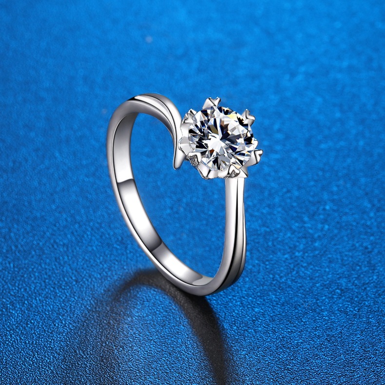Classic Six Claws One Carat Simulation Diamond Ring Women