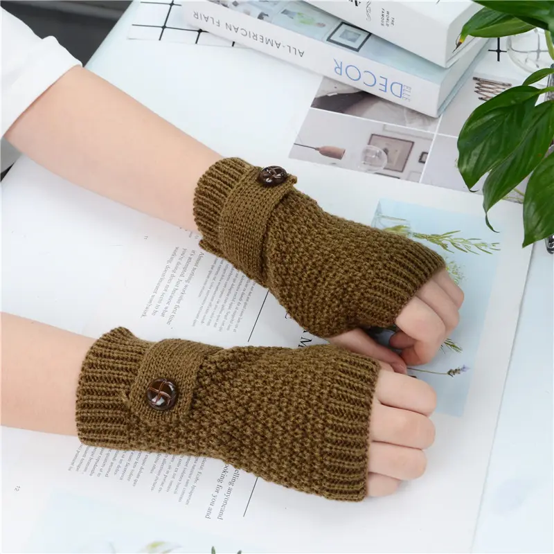 Half Fingerless Gloves In Autumn And Winter