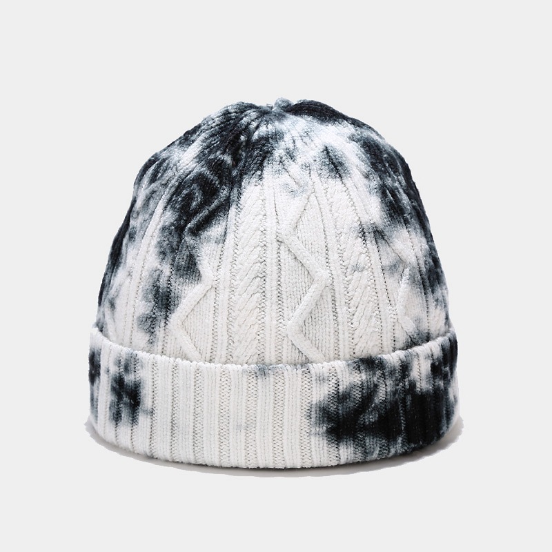 Title 10, Tie-dye knitted hat