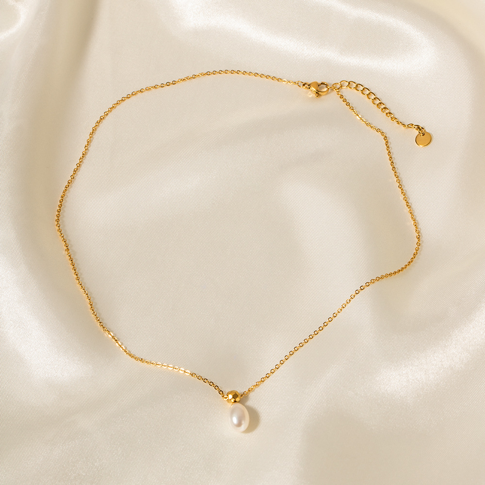 Personalized Simple Niche Cross Pearl Necklace For Women