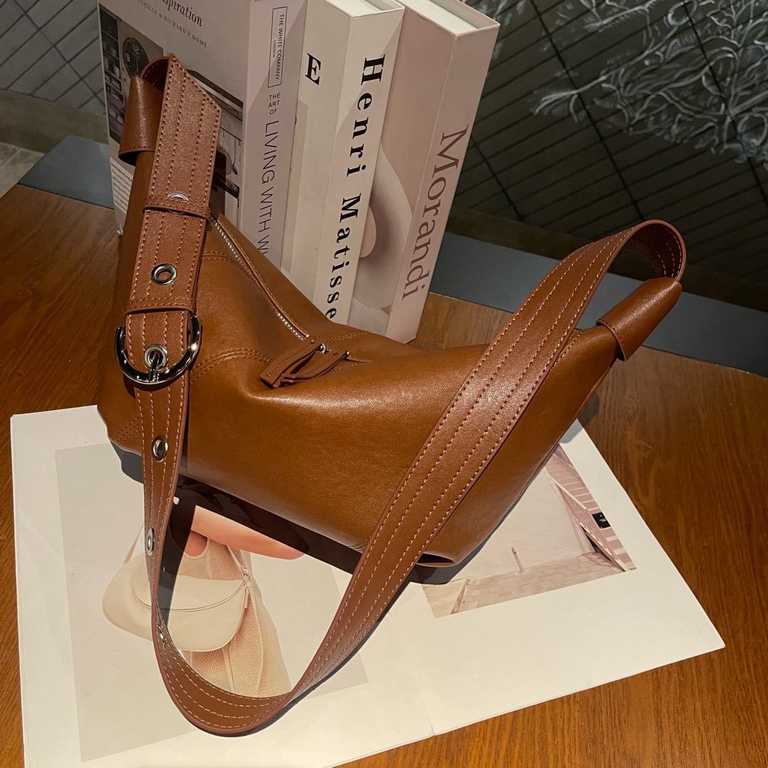 New Top-layer Cowhide Dumpling Bag, High-end Unique Genuine Leather, Light Luxury Fashion, Shoulder, Crossbody, And Underarm Bag For Women — view 3