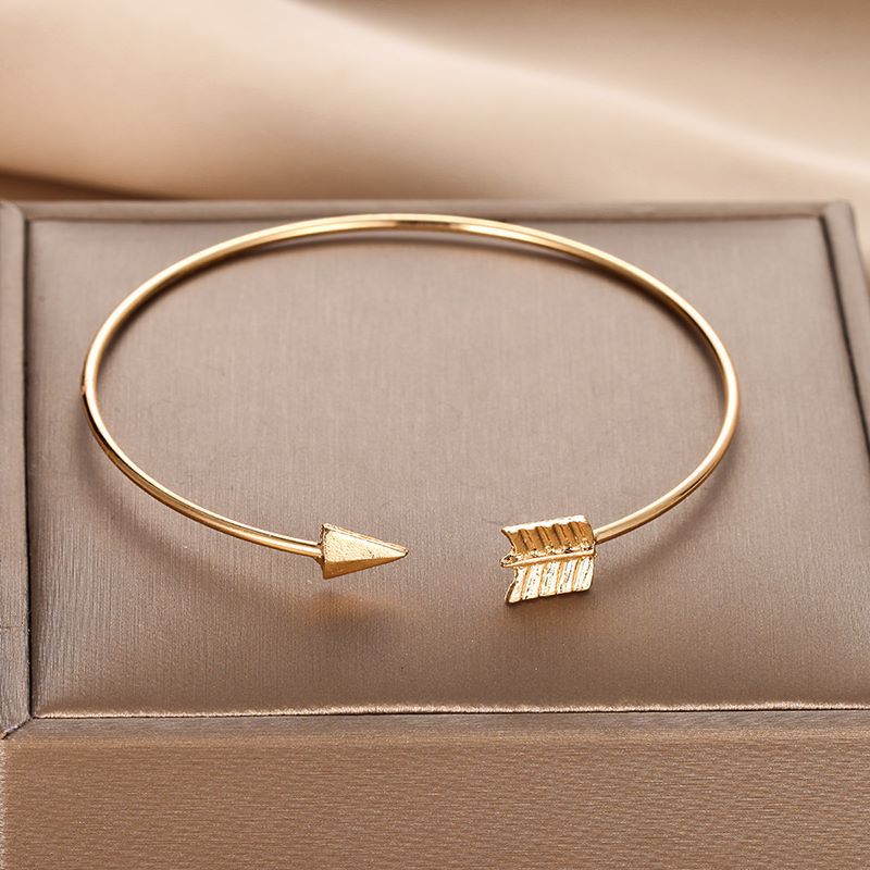 Men's And Women's Stylish Adjustable Metal Arrow Bracelet