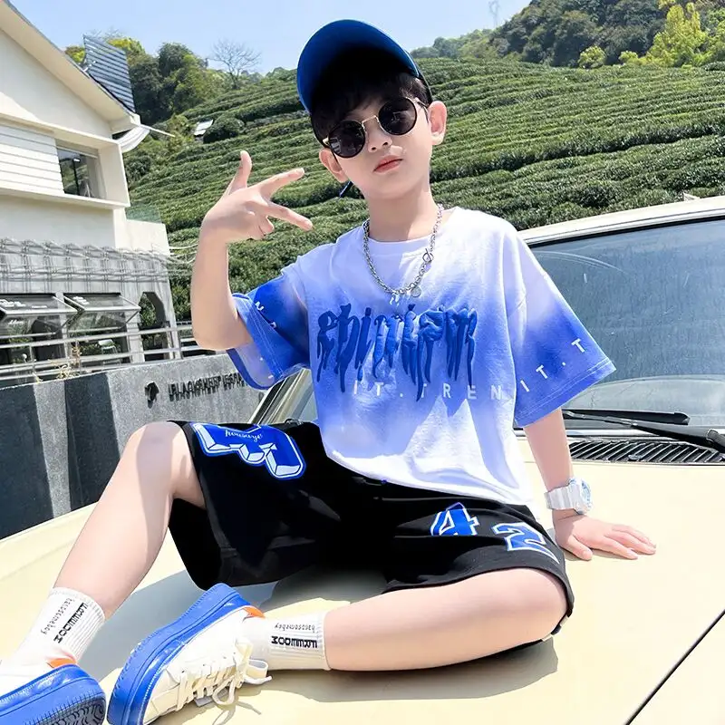Boy's Fashionable Short Sleeve Shorts Suit