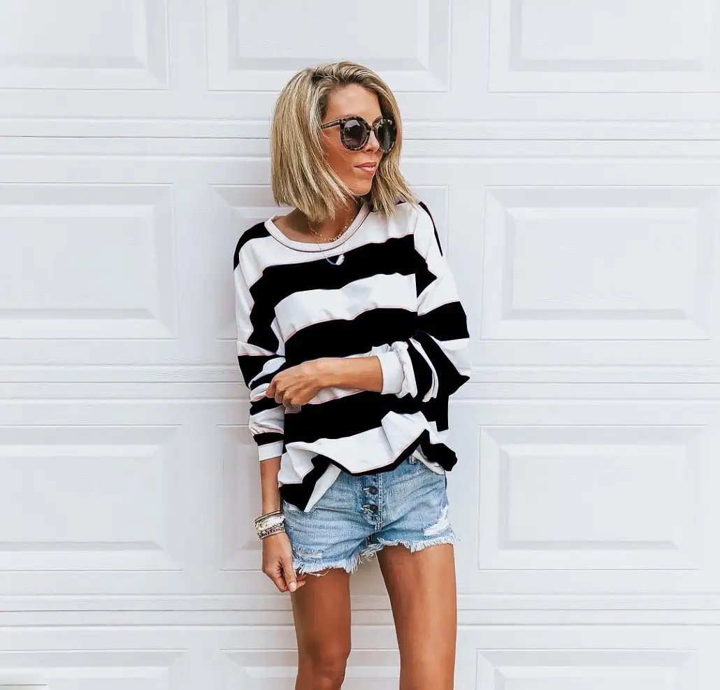 Women's Loose Round Neck Long Sleeve Printed Striped T-shirt Top
