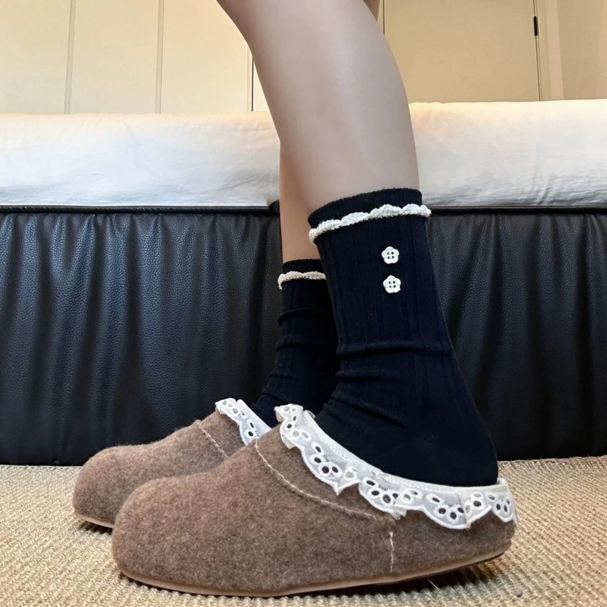 Coquette Lace Trim Black Crew Socks, Knit Socks With Flower Button Accent, Women's Sweet Casual Socks For Fall & Winter