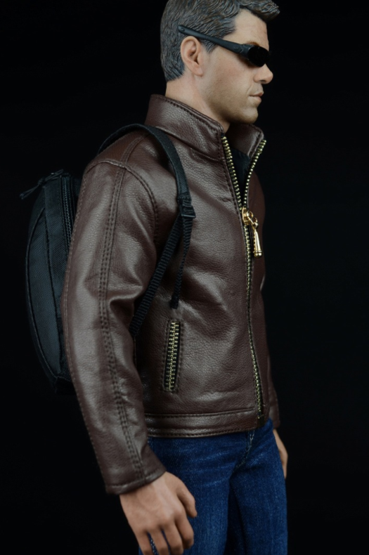 Title 1, Agent Leather Suit Without Head Sculpted Body