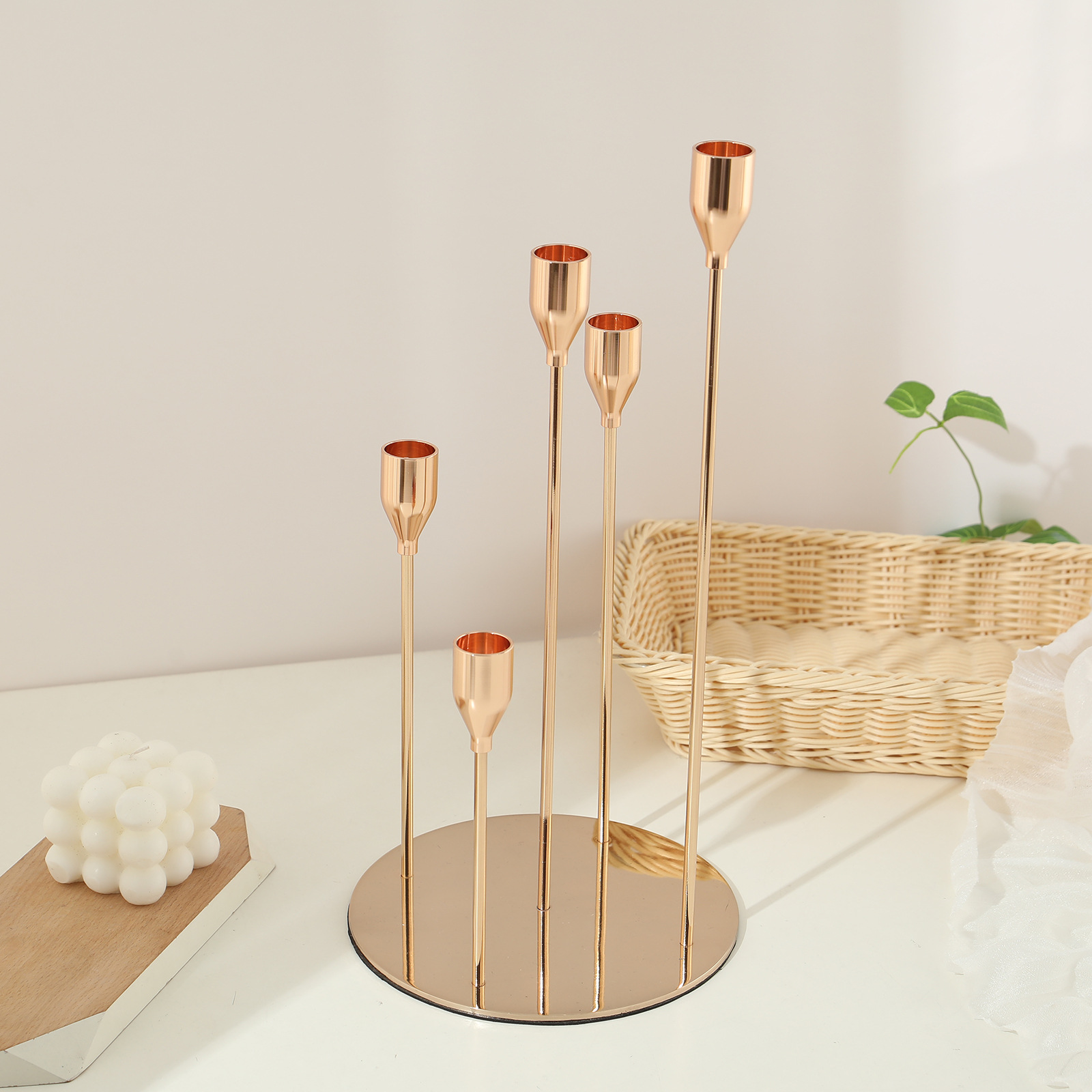 Five Head Iron Art Candlestick Decoration Metal Candle Cup
