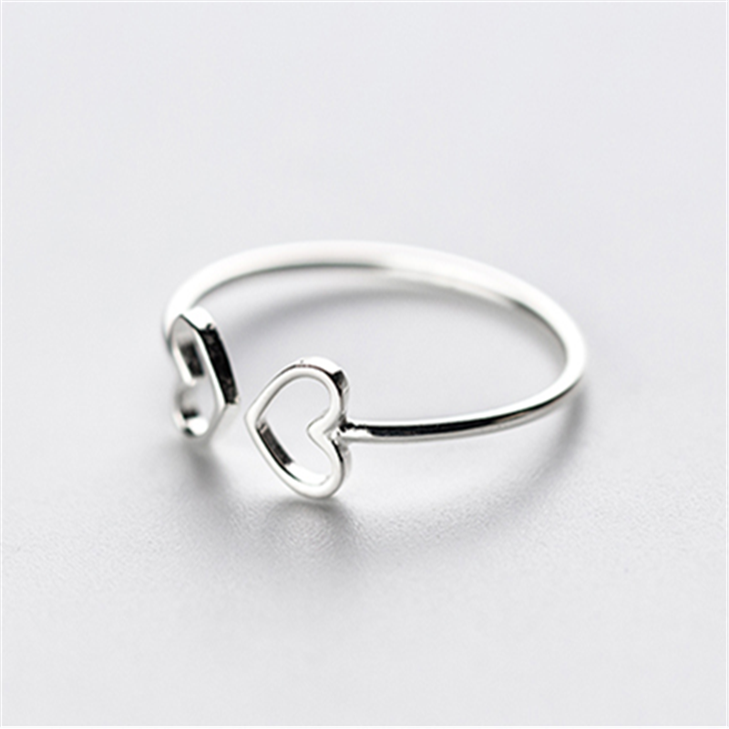 Women's Hollow Heart Fashion Silver Ring