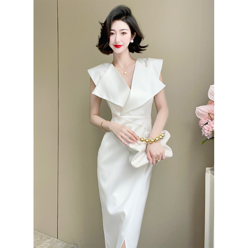 Sleeveless V-Neck Bodycon Dress, picture 6 of 9
