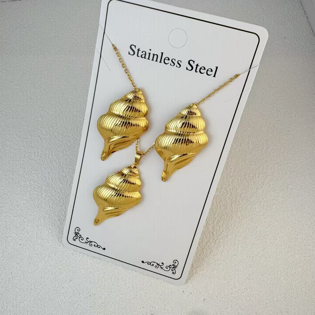 New Stainless Steel Plated 18k Gold Necklace Earring Set