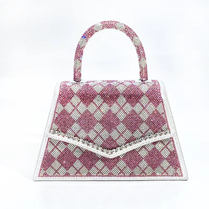 Diamond pattern light pink