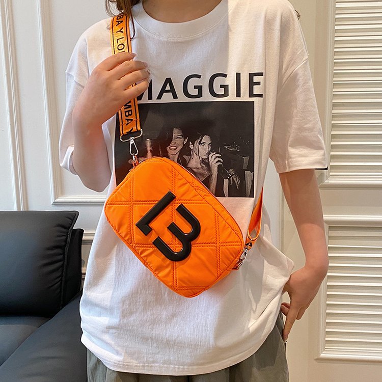 Сплошной цвет, маленькие квадратные сумки, женская модная сумка для подмышек, ромбическая сумка-мессенджер на плечо с шитьем