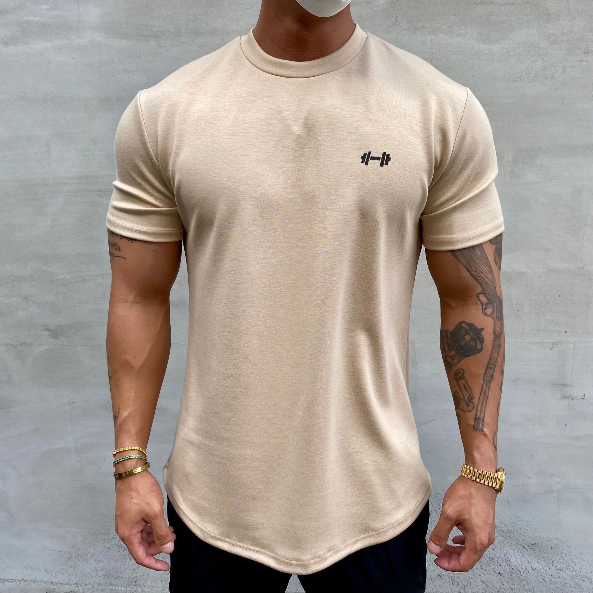 Title 2, T-shirt da uomo casual slim fit con orlo rotond...