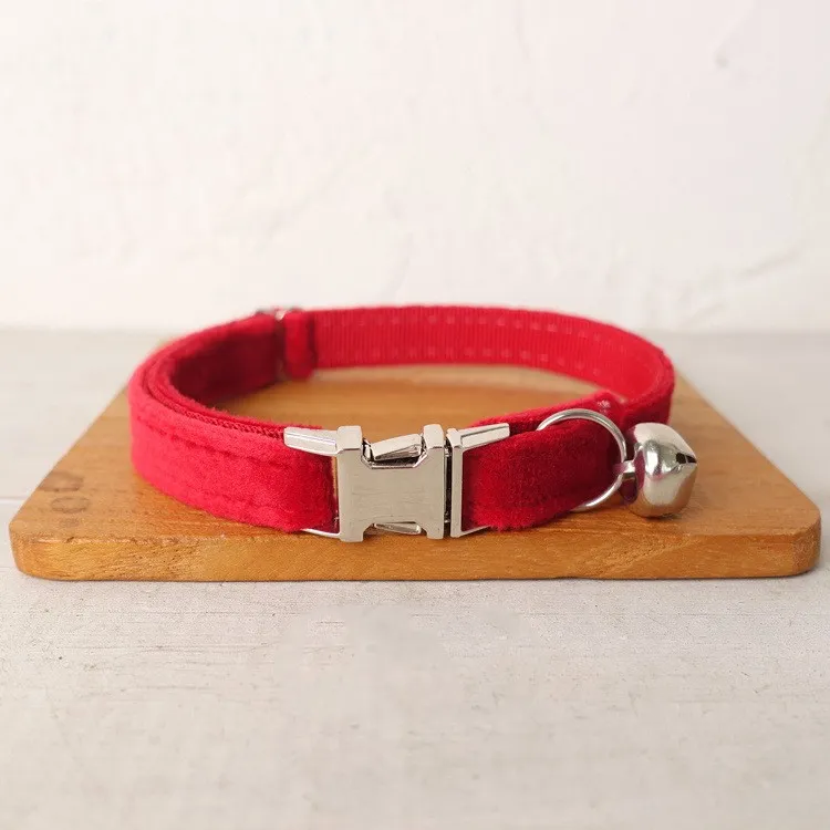 Soft and comfortable adjustable pet collar - Red Thick Velvet