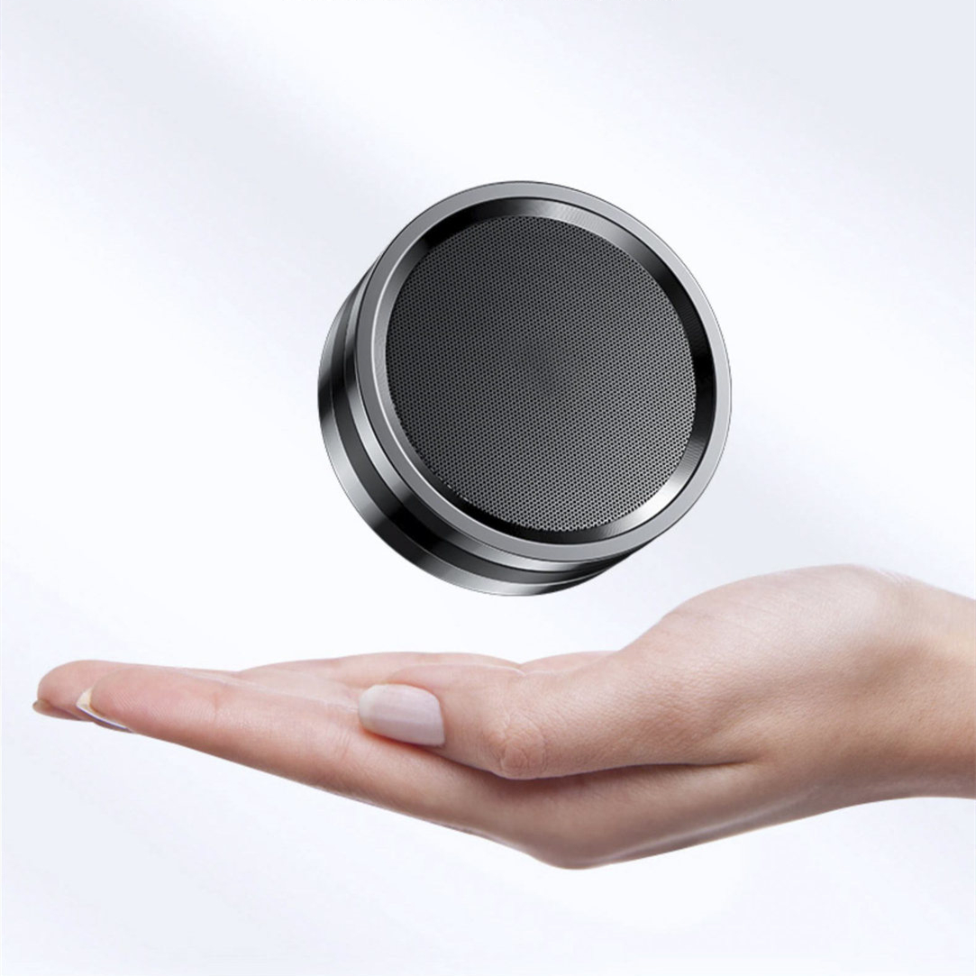 Portable Wireless Small Steel Gun Bluetooth Speaker Long Endurance - Image 4