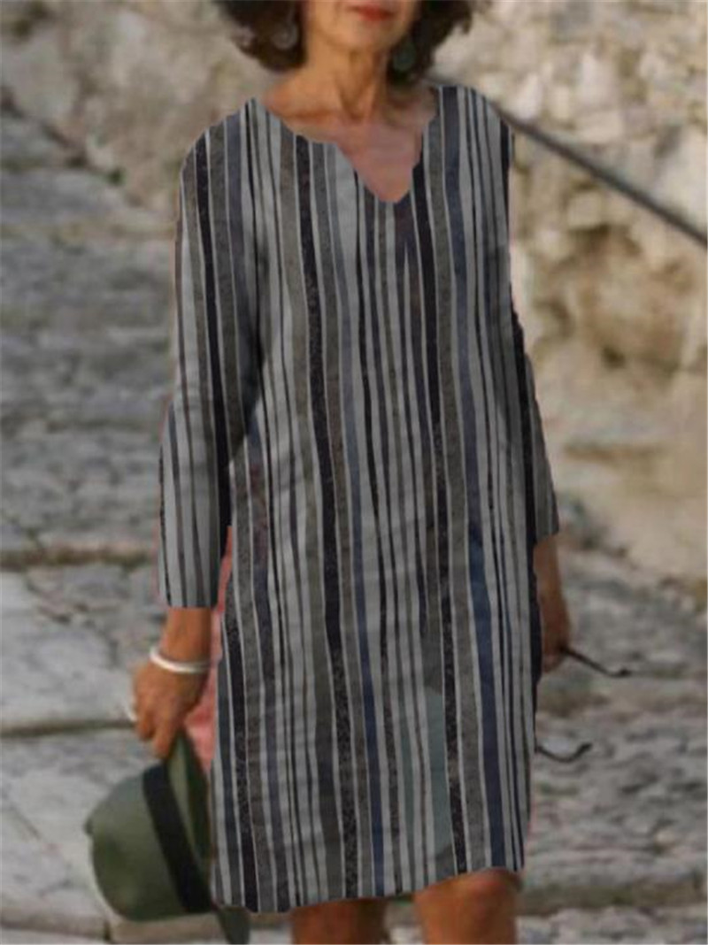 Printed Women's V-neck Loose Oversized Dress