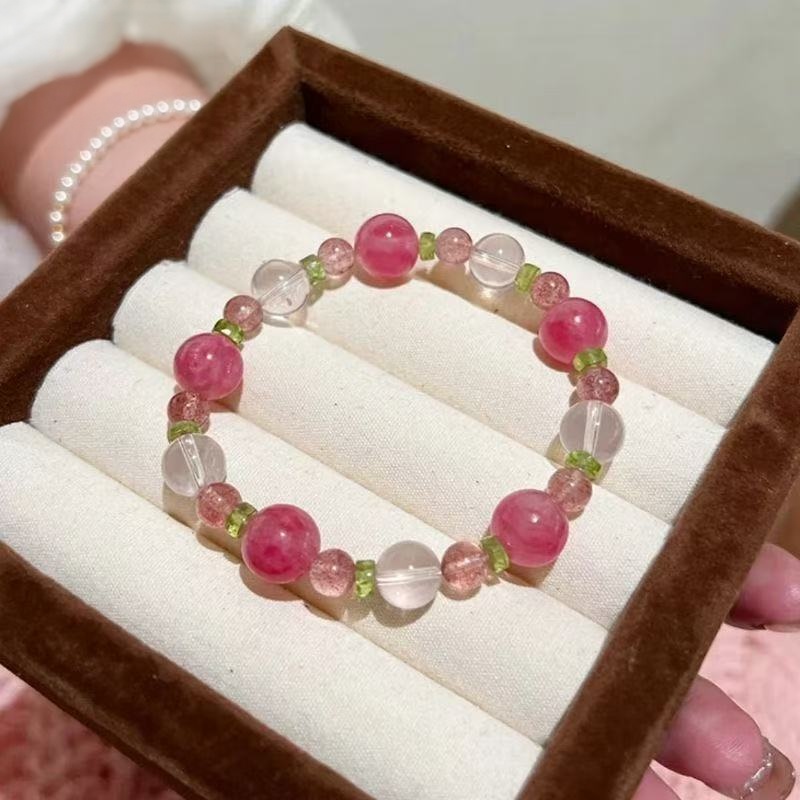 Rose Themed Beaded Bracelet