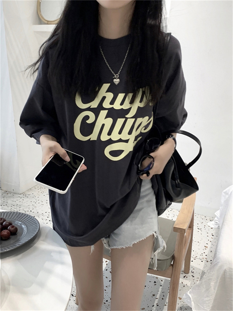 Letter Printed Loose Mid Length Top