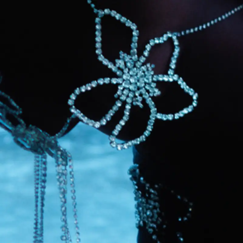 Rhinestone Trend Chest Chain Flower Tassel