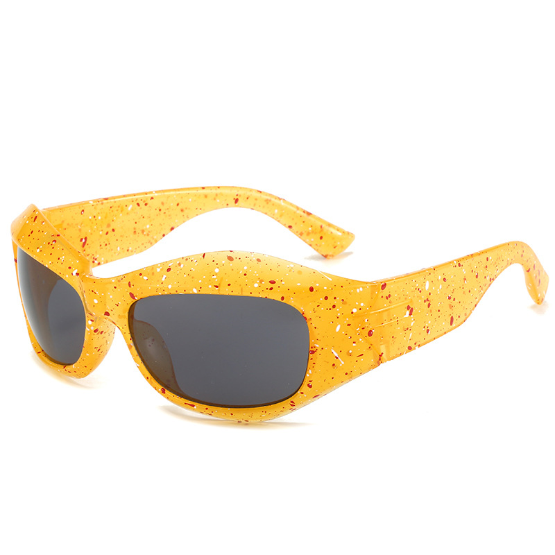 Dotted yellow frame gray flake