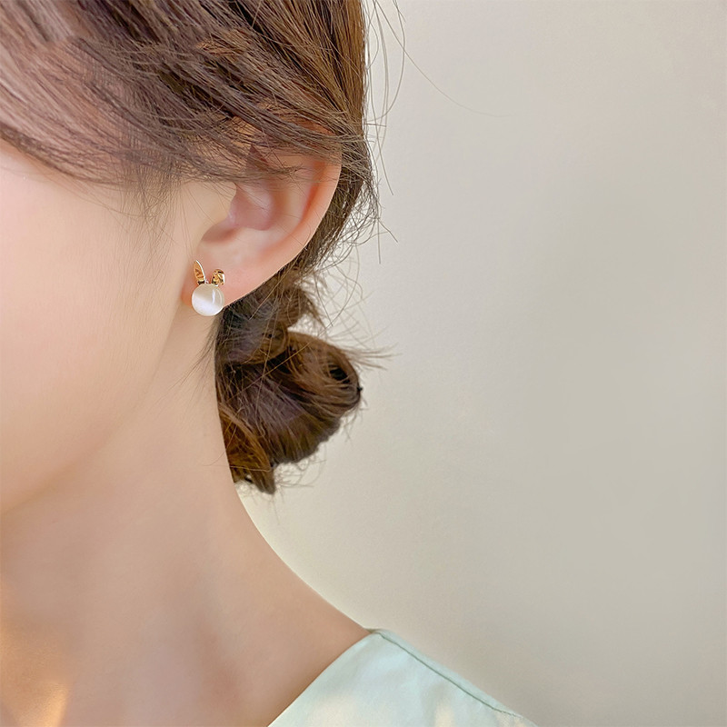Petite Cat's Eye Earrings Rabbit Earrings
