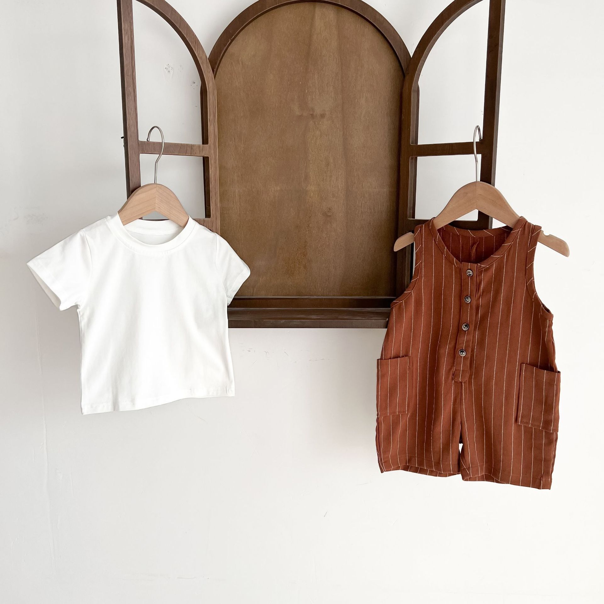 Short Sleeve Jacket Two-piece Baby Bib Suit — foto 4