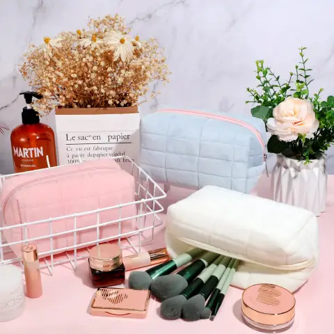 Plush Makeup Bag Checkered Cosmetic Bag Travel Bag Large